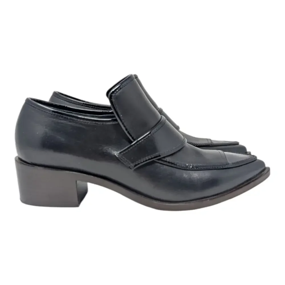 Chanel Loafer CC Logo Captoe Pointed Toe Leather Chunky Heel 36C | 5.5